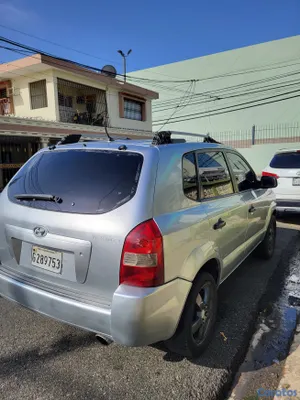 2008 Hyundai Tucson — foto 2 / 6