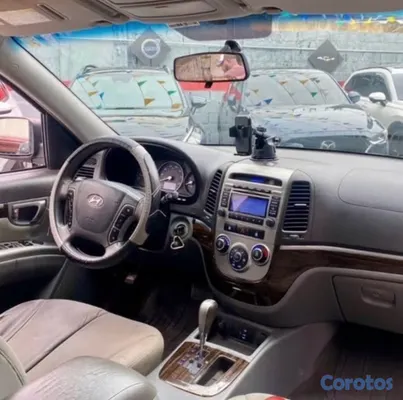 2011 Hyundai Santa Fe — foto 3 / 4