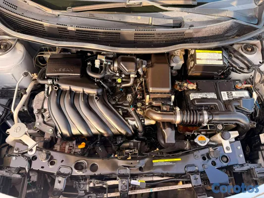 2019 Nissan Versa — foto 5 / 8