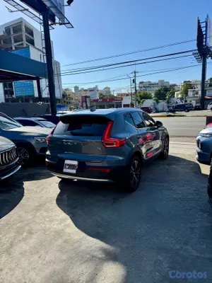 2022 Volvo XC-40 T4 Inscription — foto 7 / 12