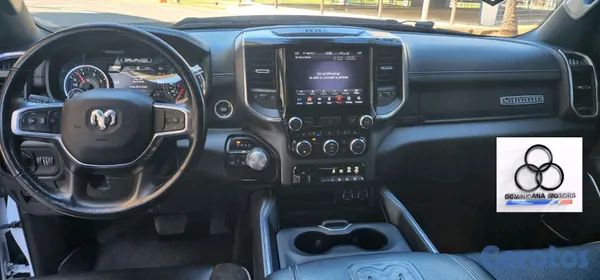 2020 Dodge Ram — foto 8 / 12