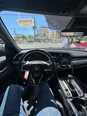 2019 Honda Civic — foto 10 / 13