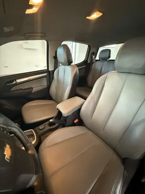 2022 Chevrolet Colorado — foto 2 / 9