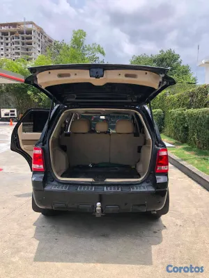 2012 Ford Escape — foto 4 / 10