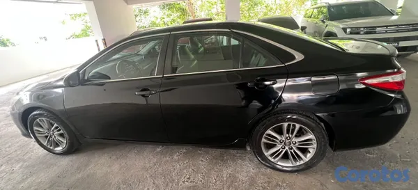 2016 Toyota Camry — foto 3 / 8