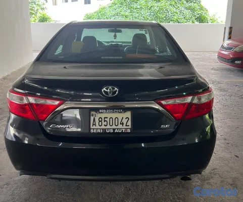 2016 Toyota Camry — foto 4 / 8