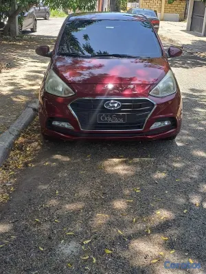 2019 Hyundai Grand I 10 — foto 2 / 10