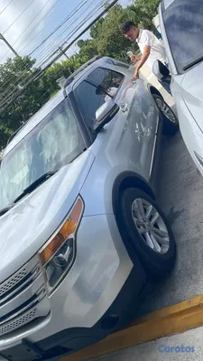 2012 Ford Explorer — foto 3 / 4