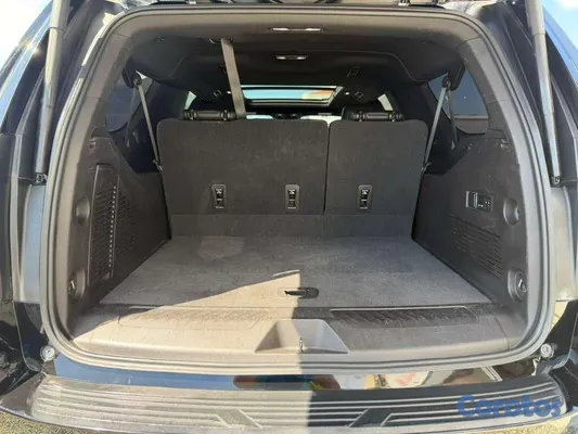 2022 Chevrolet Suburban — foto 9 / 9