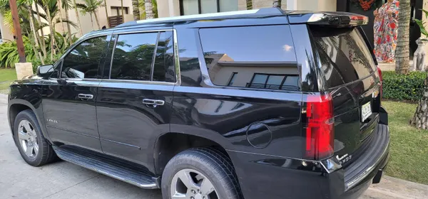2019 Chevrolet Tahoe — foto 2 / 9