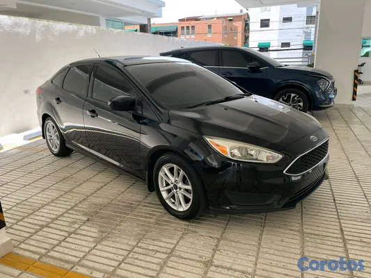 2018 Ford Focus — foto 2 / 10