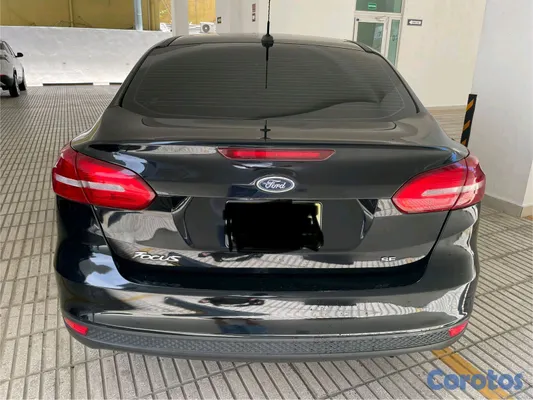 2018 Ford Focus — foto 4 / 10