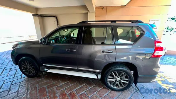 2015 Toyota Land Cruiser Prado — foto 12 / 13