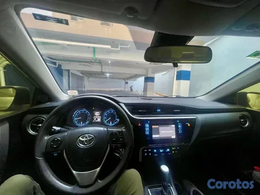2018 Toyota Corolla — foto 7 / 9