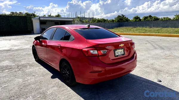 2016 Chevrolet Cruze — foto 2 / 7