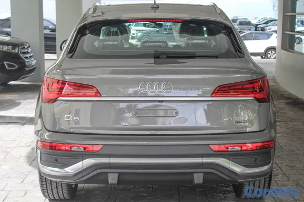 2026 Audi Q5 — foto 9 / 11