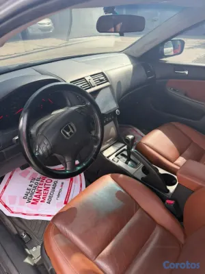 2004 Honda Accord — foto 2 / 11