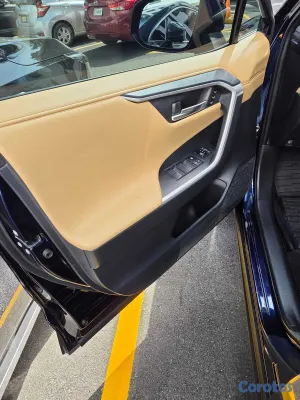 2025 Toyota Rav-4 — foto 4 / 8
