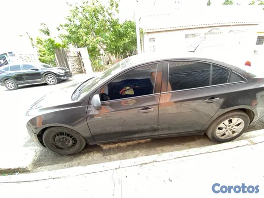 2014 Chevrolet Cruze — foto 3 / 12