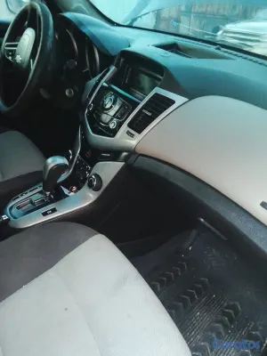 2014 Chevrolet Cruze — foto 8 / 12