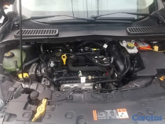 2019 Ford Escape — foto 10 / 11