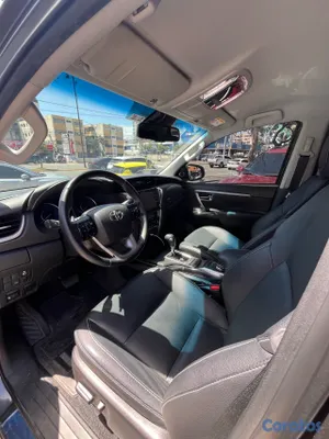 2023 Toyota Fortuner — foto 4 / 9