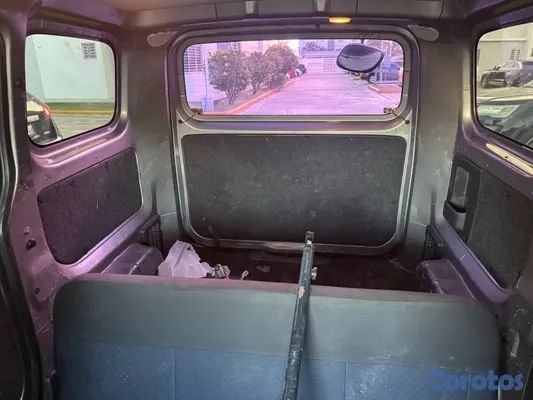 2015 Nissan NV — foto 7 / 7