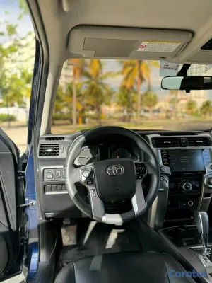 2024 Toyota 4 Runner — foto 2 / 7