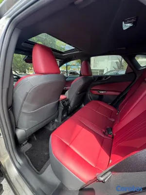 2024 Lexus NX — foto 6 / 10