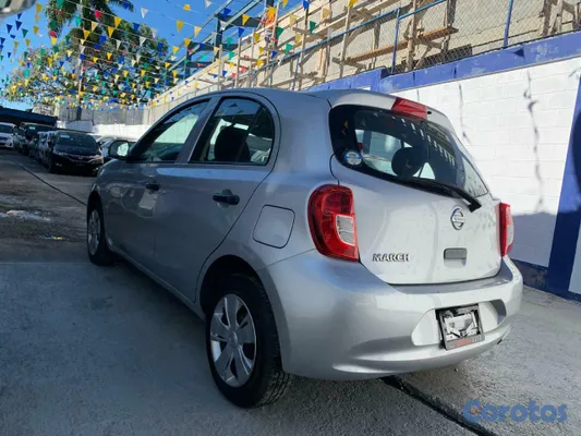 2019 Nissan March — foto 4 / 10