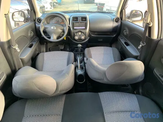 2019 Nissan March — foto 8 / 10