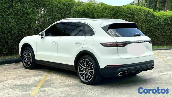 2019 Porsche Cayenne — foto 6 / 10