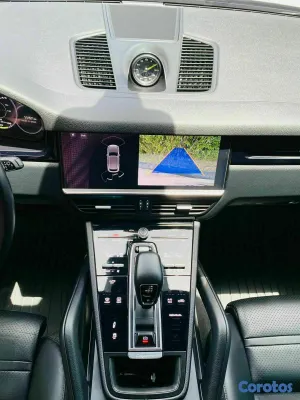 2019 Porsche Cayenne — foto 7 / 10