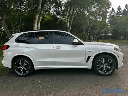 2022 BMW Serie X — foto 6 / 6