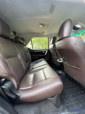 2020 Toyota Fortuner — foto 3 / 8