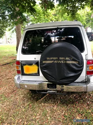1998 Mitsubishi Montero — foto 7 / 13