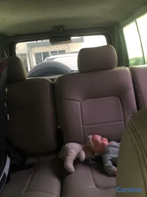 1998 Mitsubishi Montero — foto 12 / 13
