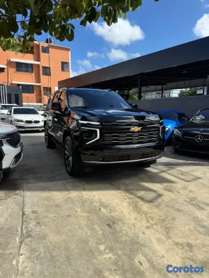 2025 Chevrolet Tahoe — foto 3 / 10