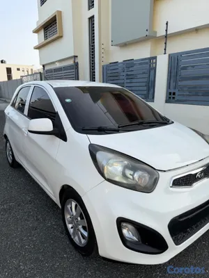 2014 Kia Picanto — foto 4 / 9