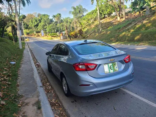 2016 Chevrolet Cruze — foto 2 / 5