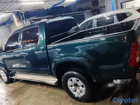 2009 Toyota Hilux — foto 2 / 8