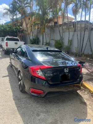 2018 Honda Civic — foto 3 / 5