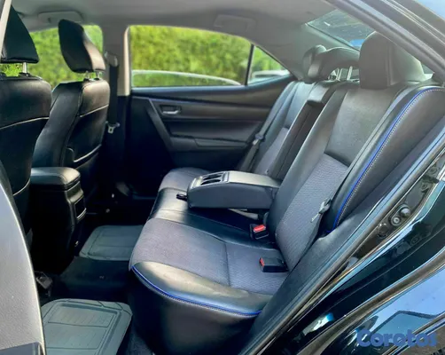 2019 Toyota Corolla — foto 2 / 10