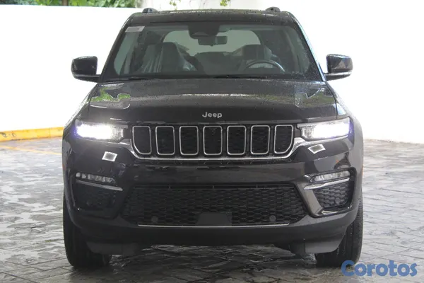 2025 Jeep Cherokee