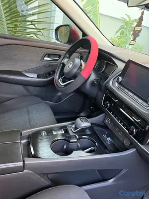 2021 Nissan Rogue — foto 2 / 9
