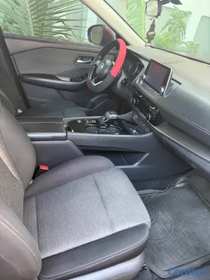 2021 Nissan Rogue — foto 7 / 9