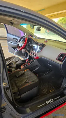 2016 Kia Rio — foto 9 / 10