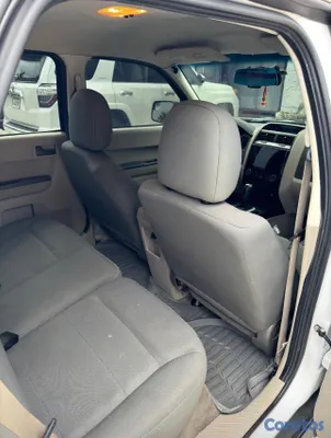 2011 Ford Escape — foto 3 / 8