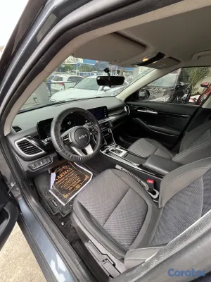 2025 Kia Seltos — foto 4 / 10