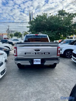 2022 Ford Serie F — foto 8 / 14